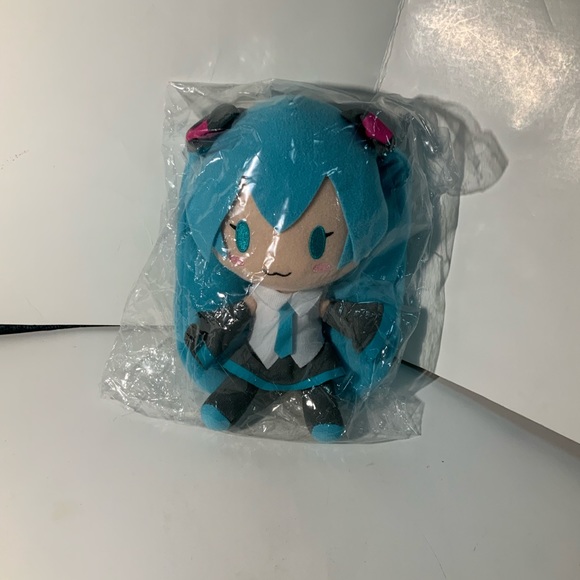 Hatsune Miku Vocaloid Plush - Picture 4 of 11
